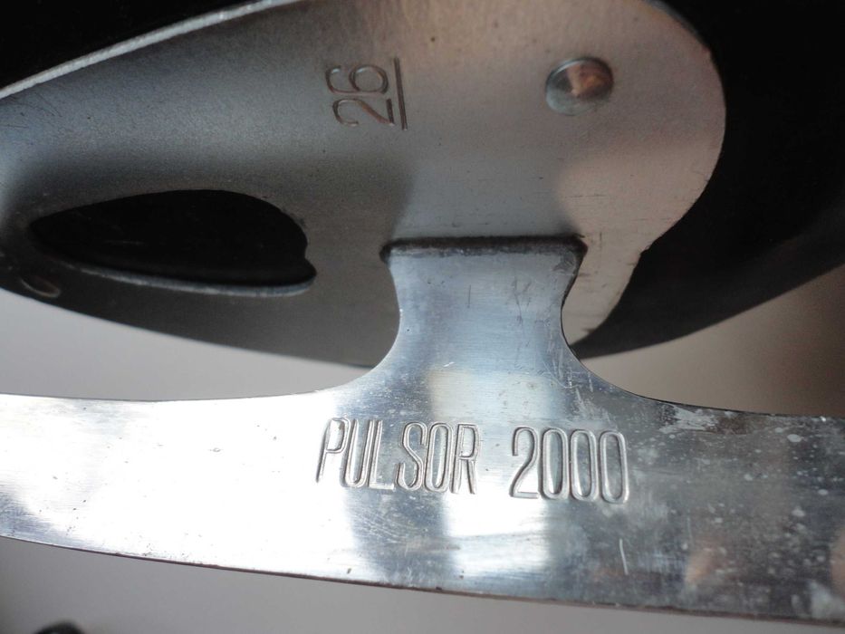 Женские фигурные коньки 40 размер PULSOR 2000 жіночі фігурні ковзани
