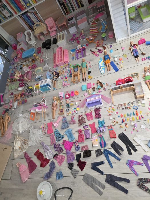 BARBIE ogromny zestaw XXL. DOMEK, garaż, POJAZDY,  ubranka, AKCESORIA,