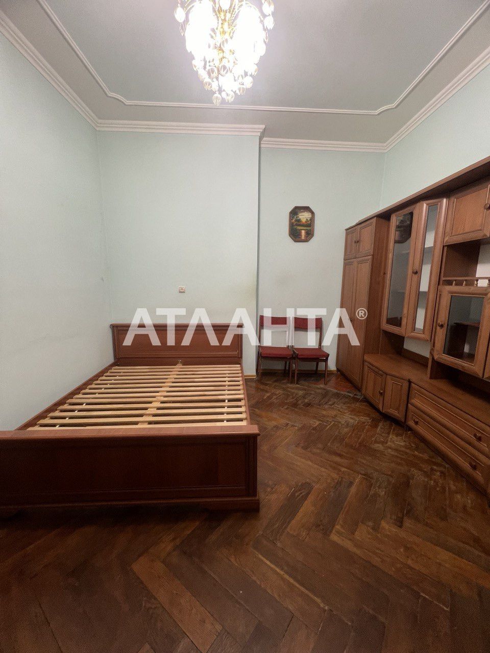 3 кім, 2 поверх, Центр,  вул. Шептицького
