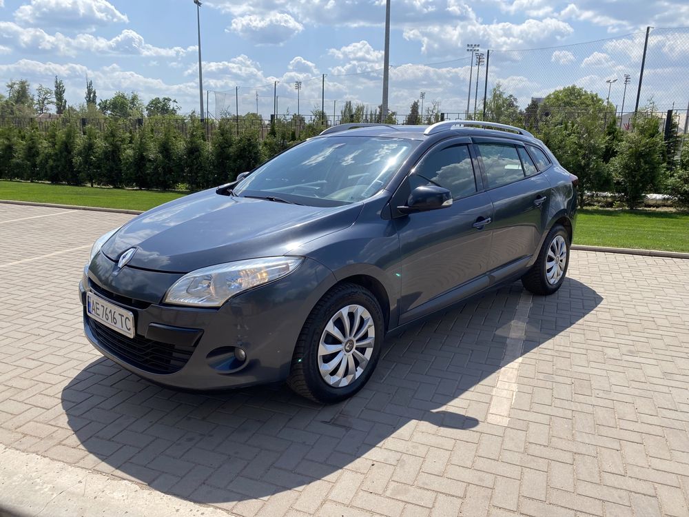 Renault Megane 2011 год 1.5 Дизель