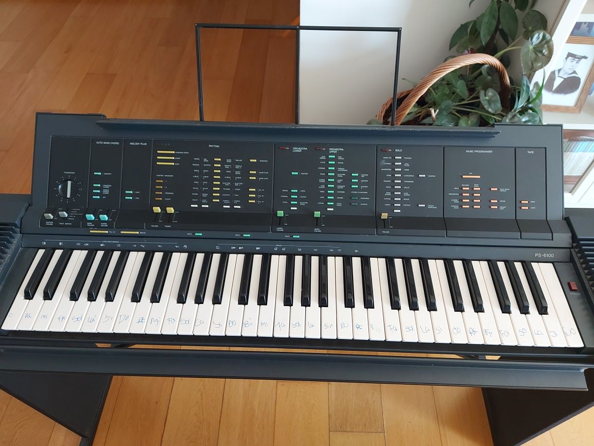 Teclado Yamaha PS-6100