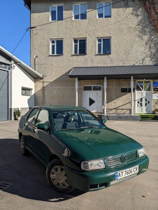 Продам volkswagen polo 1.6