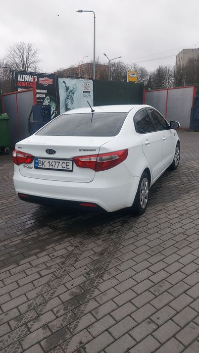 Кіа ріо 2013р від власника