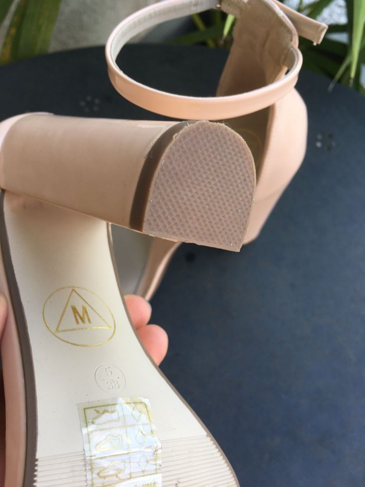 Sandalias Missguided