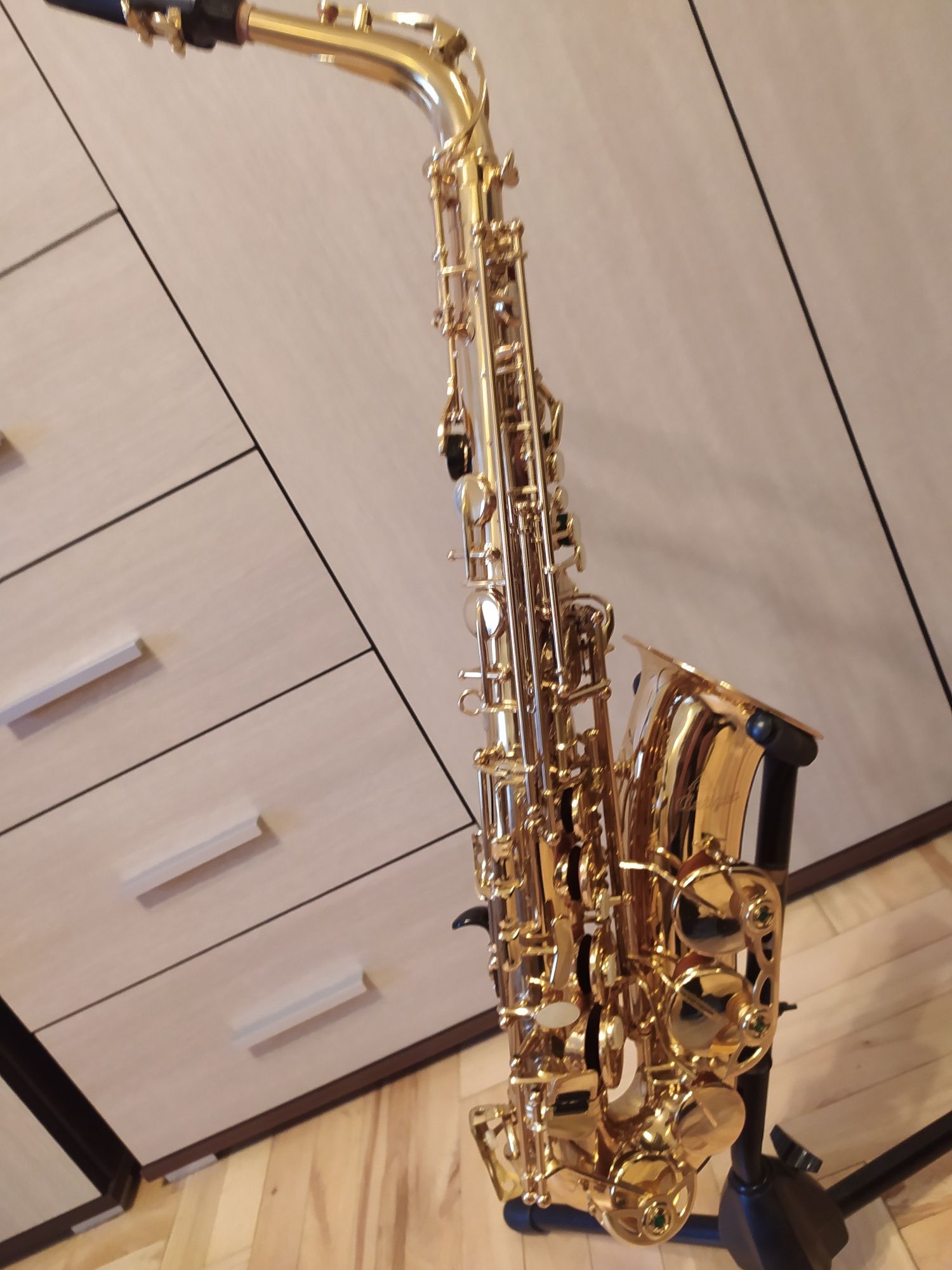 Saksofon altowy Antigua AS3100LQ w super stanie!