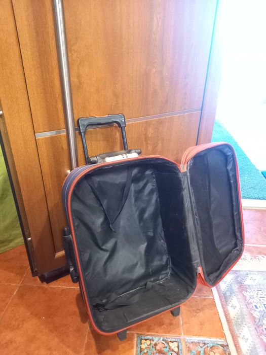 Mala de Viagem Red Fashion