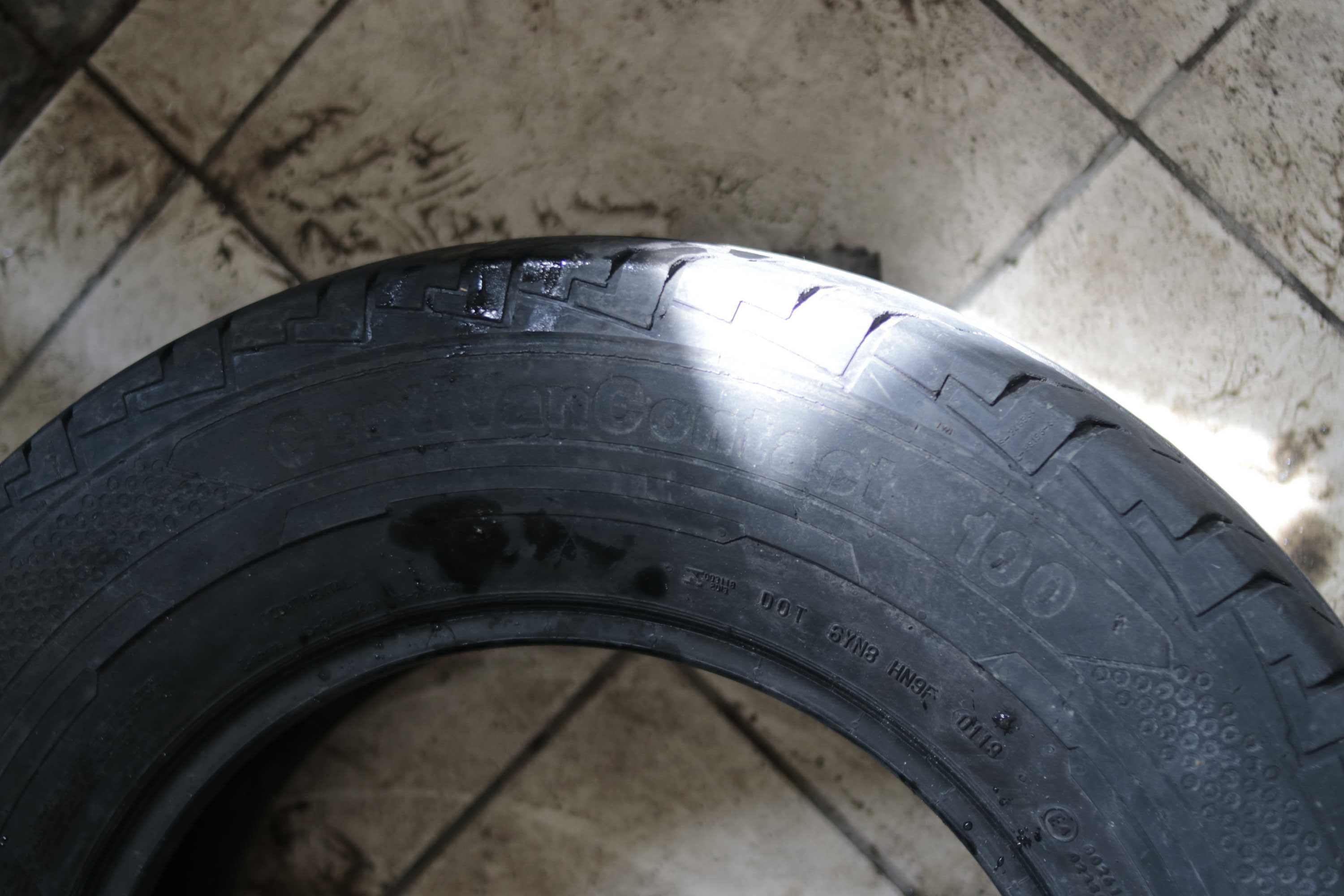 Резина Continental Conti van contact 215/75/R16C всесезонка Пара