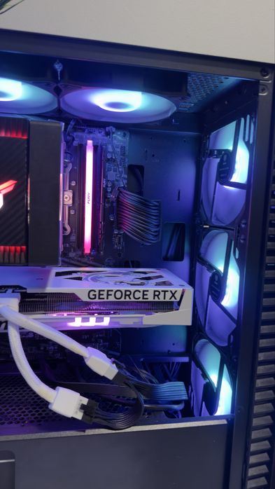 Vendo pc gaming  + 1 monitor 240hz AOC