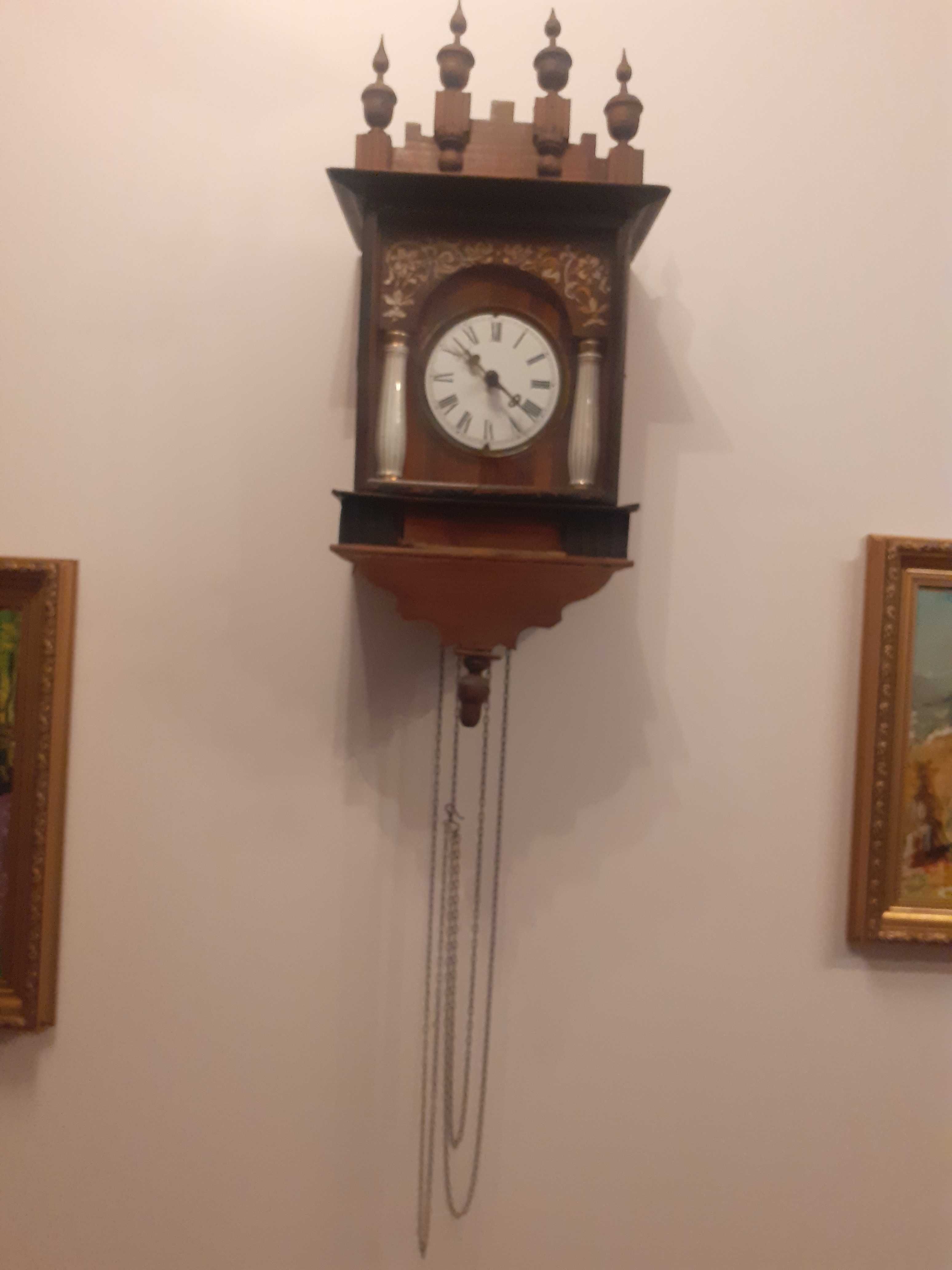 Bardzo Stary zegar scienny z wiezyczkami i kolumnami ozdoba sciany