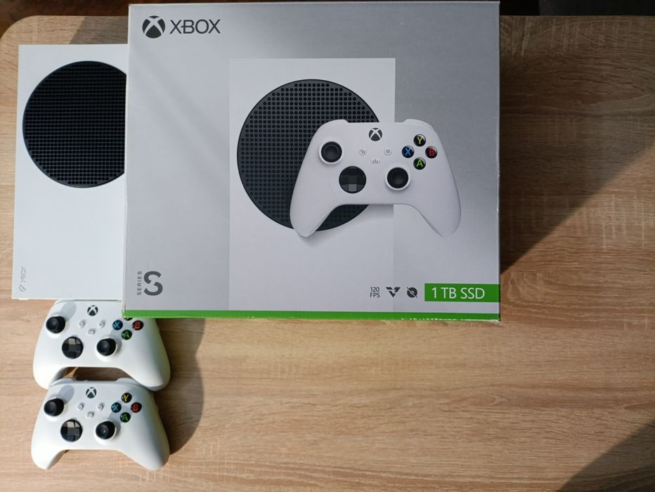 Консоль Xbox Series S 1TB