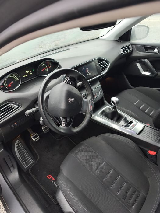 Bardzo ładny i zadbany Peugeot 308 1.6 e-HDi. Wersja Allure