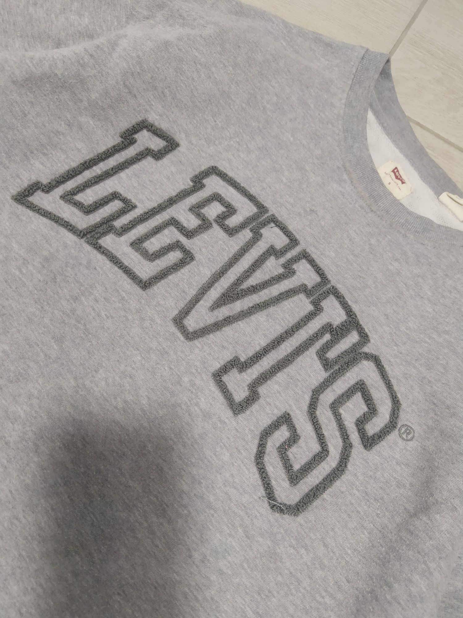Світшот Levi's сірий