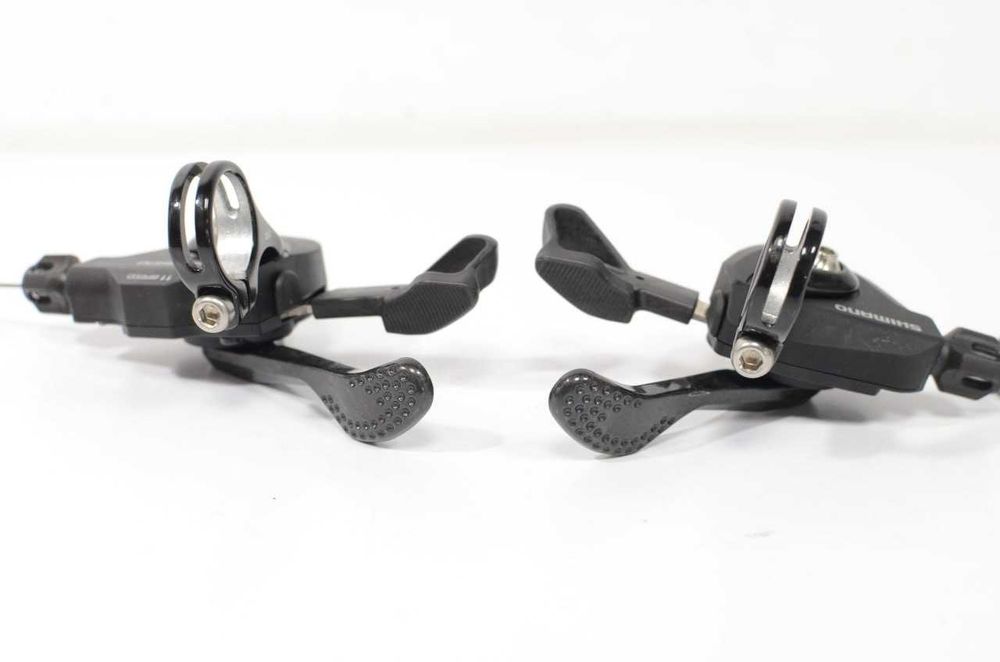 Топові флет-бар шосе манетки Shimano 105/Ultegra RS700 2х11 шв.