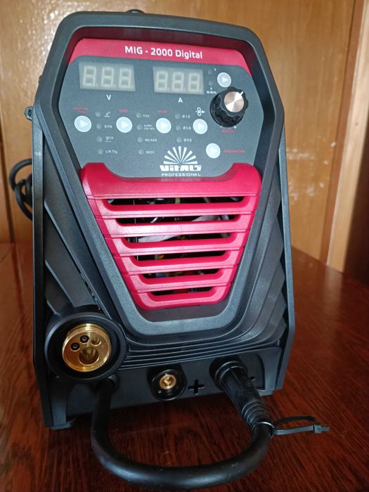 Зварювальний напівавтомат  Vitals Professional MIG 2000 Digital LCD