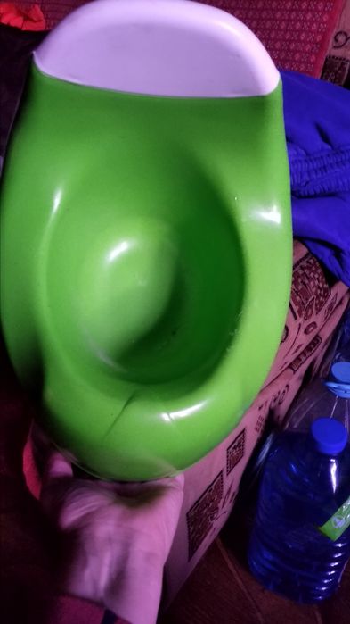 Детский горшок. Горшок детский