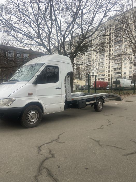 Евакуатор Київ. Эвакуатор Киев. Услуги эвакуатора Послуги евакуатора.