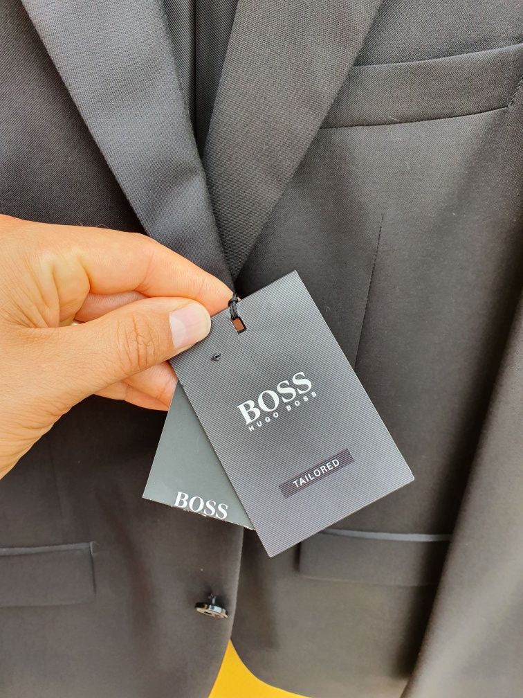 Blazer Hugo Boss Tailored tamanho 48