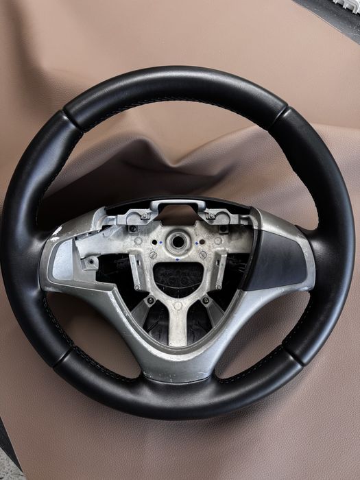 Кермо перетягнуте Хьюндай і30, Hyundai i30 на обмін