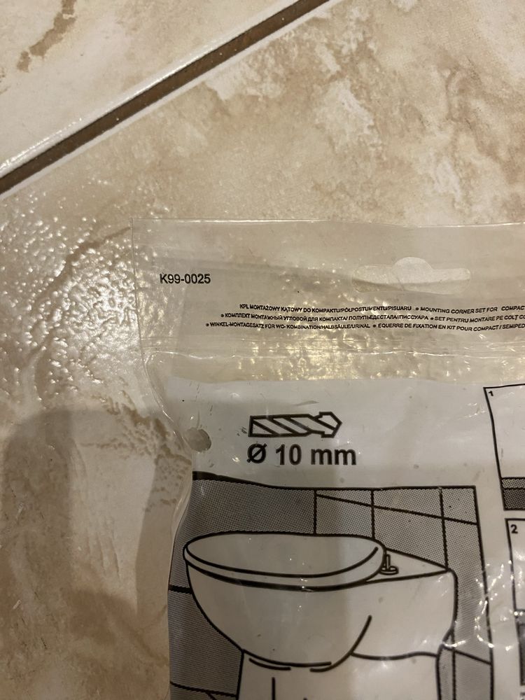 Mocowanie do kompaktu WC
