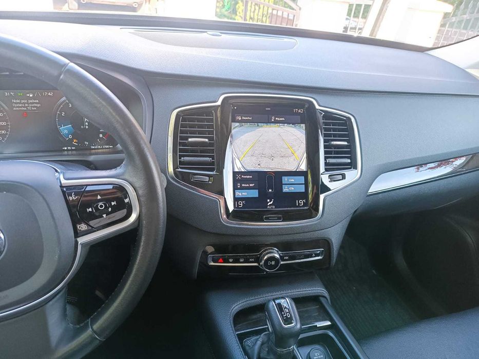 Volvo XC90 AWD Momentum 2017r. Niski przebieg!!!