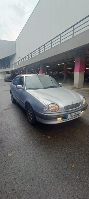 Toyota corolla liftback luna
