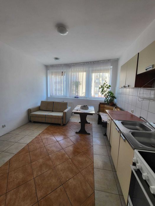 Mieszkanie dwu pokojowe z aneksem kuchennym 42m - blisko centrum