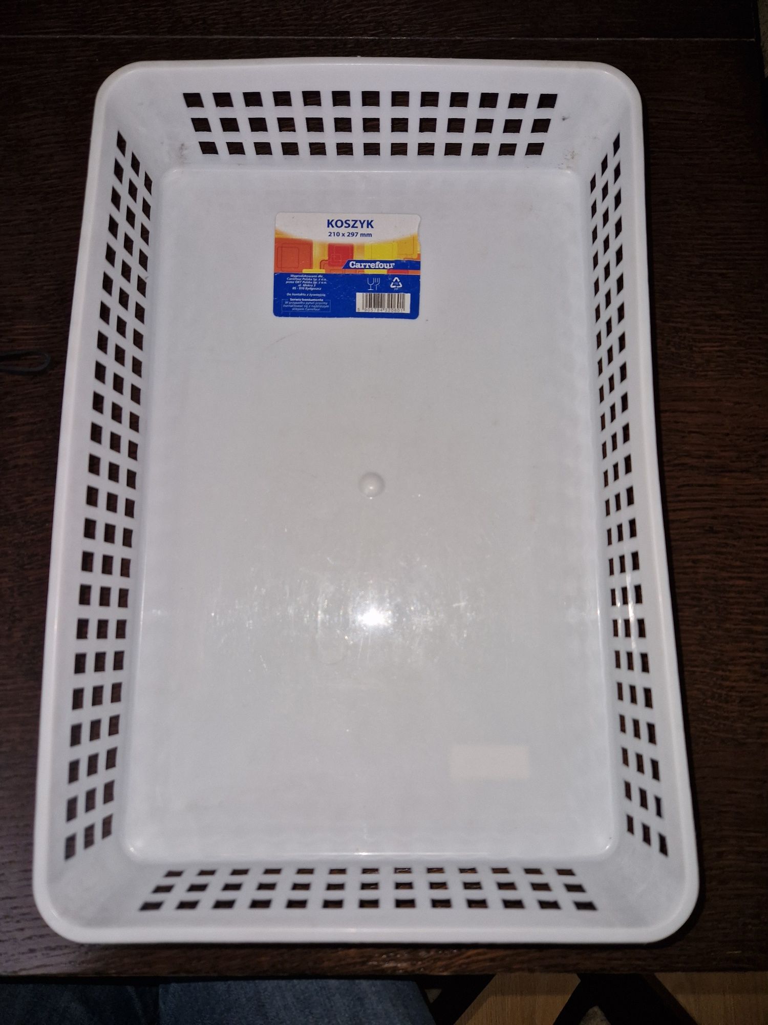 Koszyk plastikowy biały 21 x29,7 x6cm