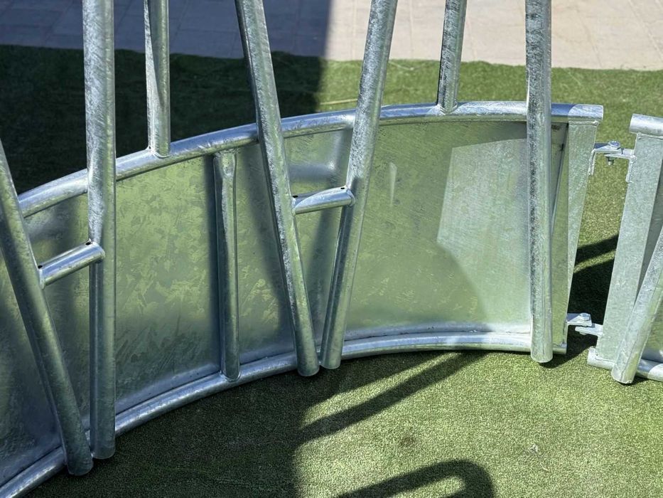 Paśnik dla bydła koni okrągły 9 12 18 stanowisk do krów łąkowy