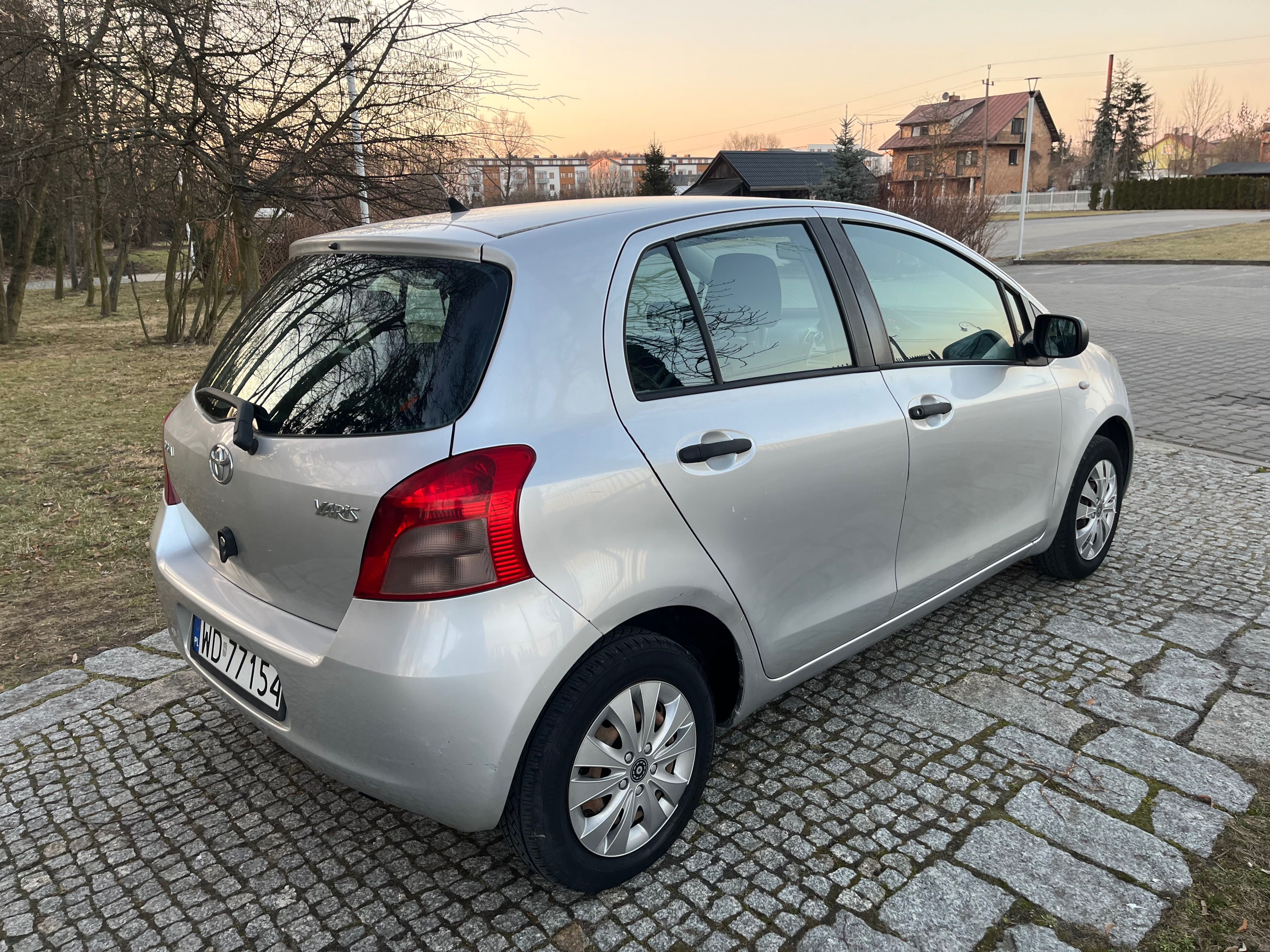 Toyota Yaris MK2 5d 1.0 benzyna !!! 2008 rok !!!