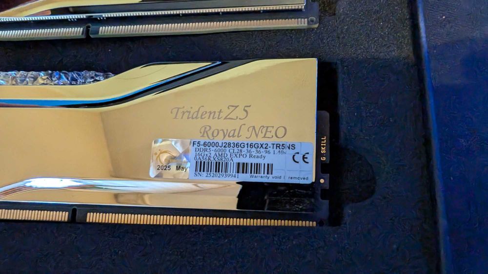 Pamięć RAM G.Skill Trident Z5 Royal Neo, DDR5, 32 GB, 6000MHz, CL28