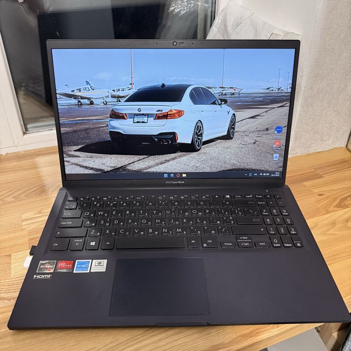 Ноутбук Asus ExpertBook L1500CD.
