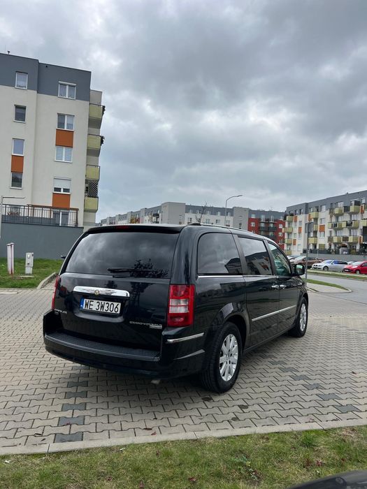 Chrysler Town& Country 2.8 Diesel•Automat•Kamera•7 osób •Xenon•Zamiana