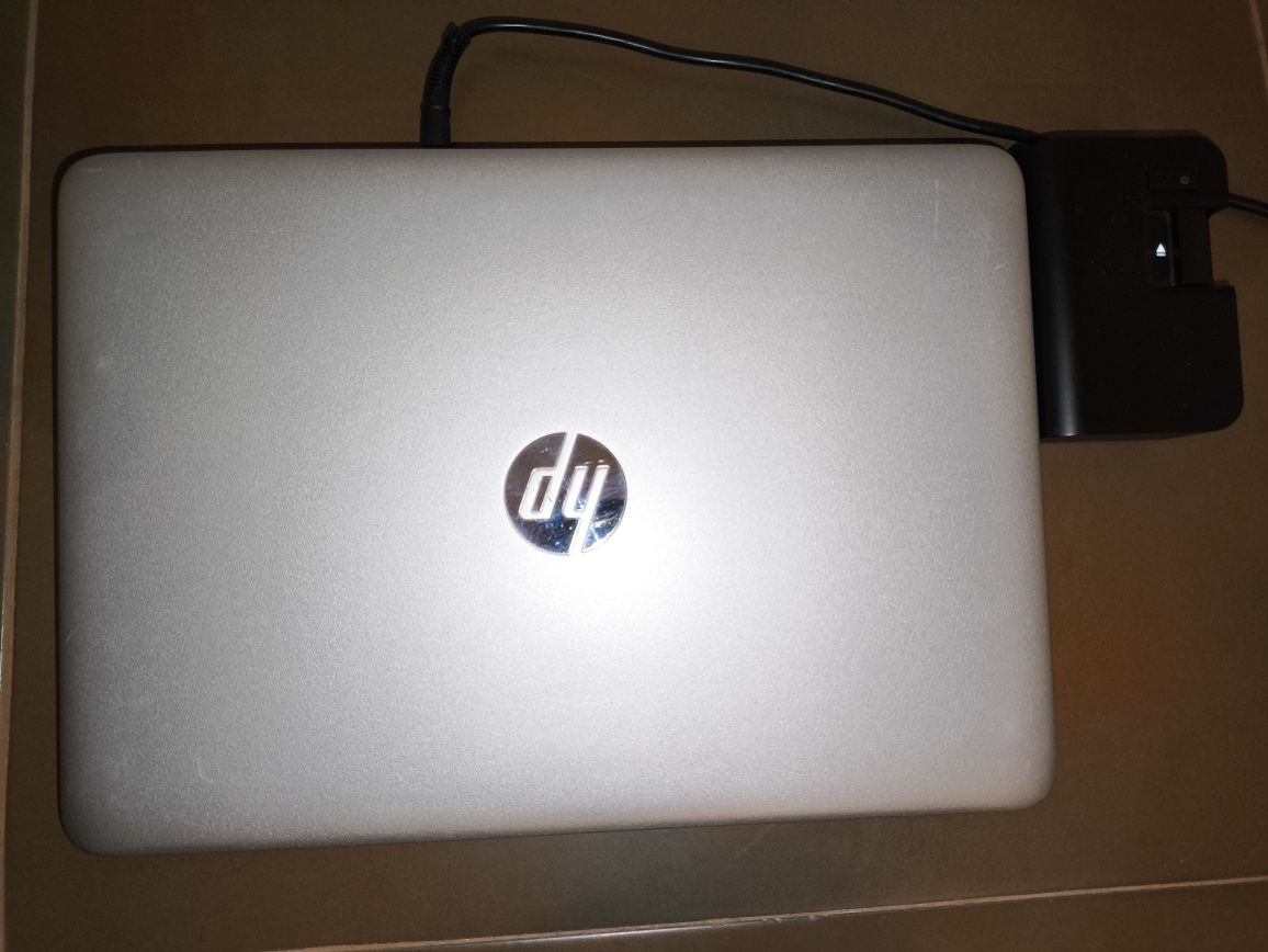 Hp elitebook 840 / i5/ 8gb ddr4/ ssd/ ecran 14