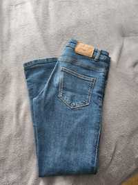 Sprzedam spodnie chłopięce jeansowe rozm. 134