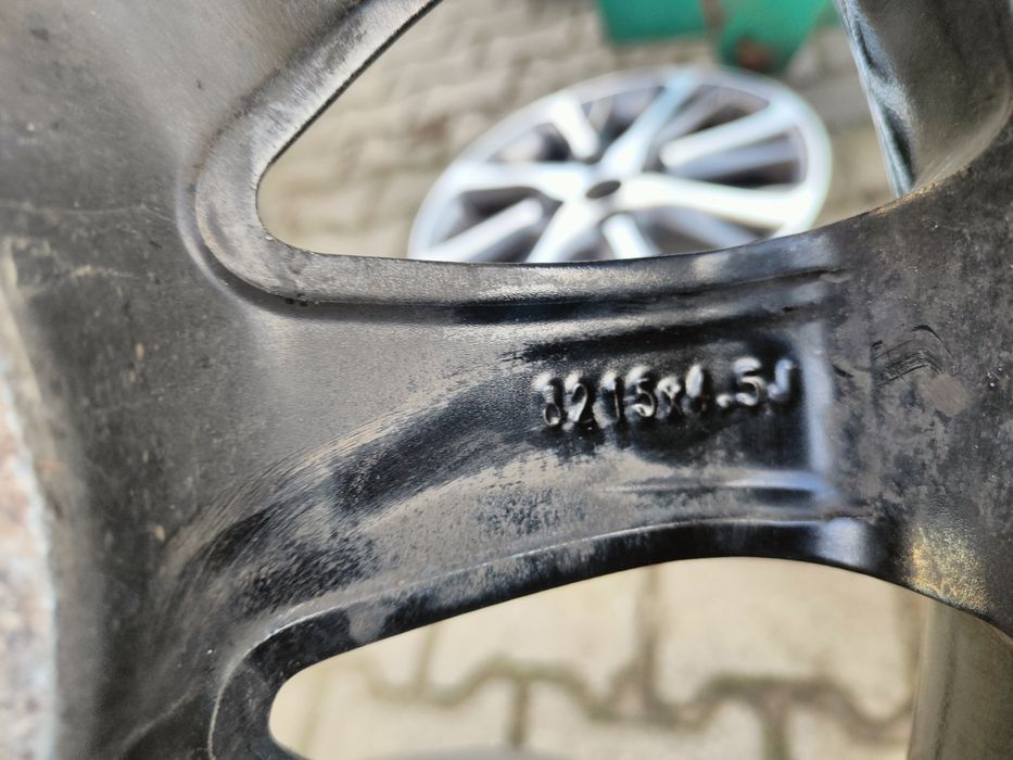 Toyota Aygo felgi alu 15"4,5j 17x5"