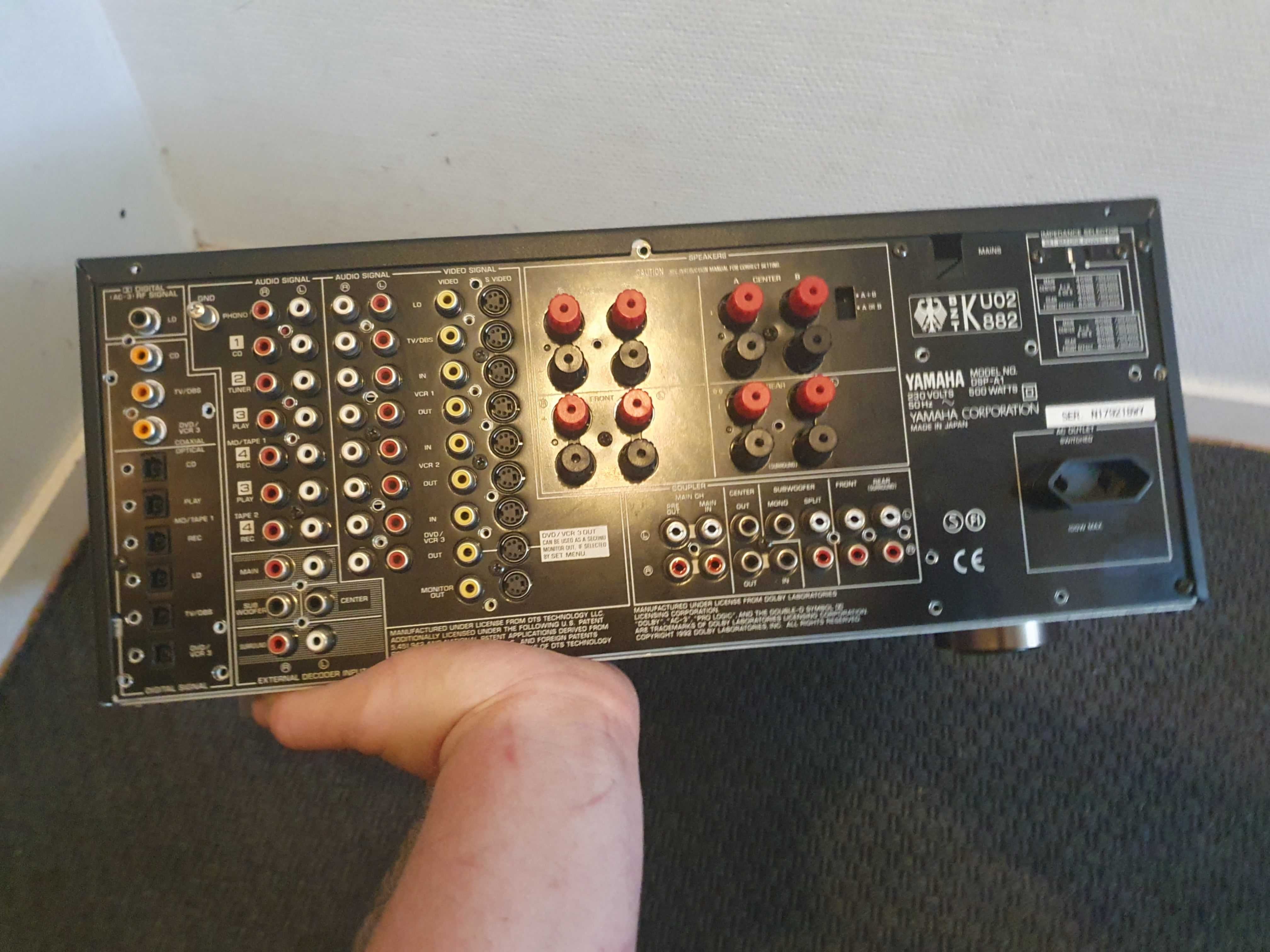 Niesprawny Wzmacniacz kina domowego Yamaha DSP-A1