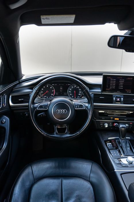 Wynajem aut Audi A6 Wypożyczalnia samochodów Wrocław Limuzyna