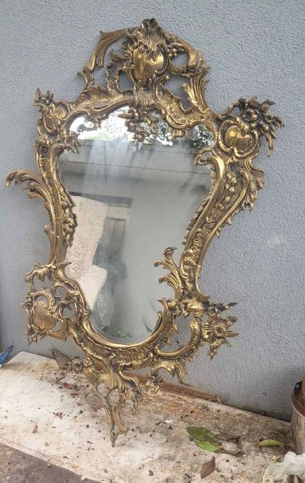 Espelho antigo em latão