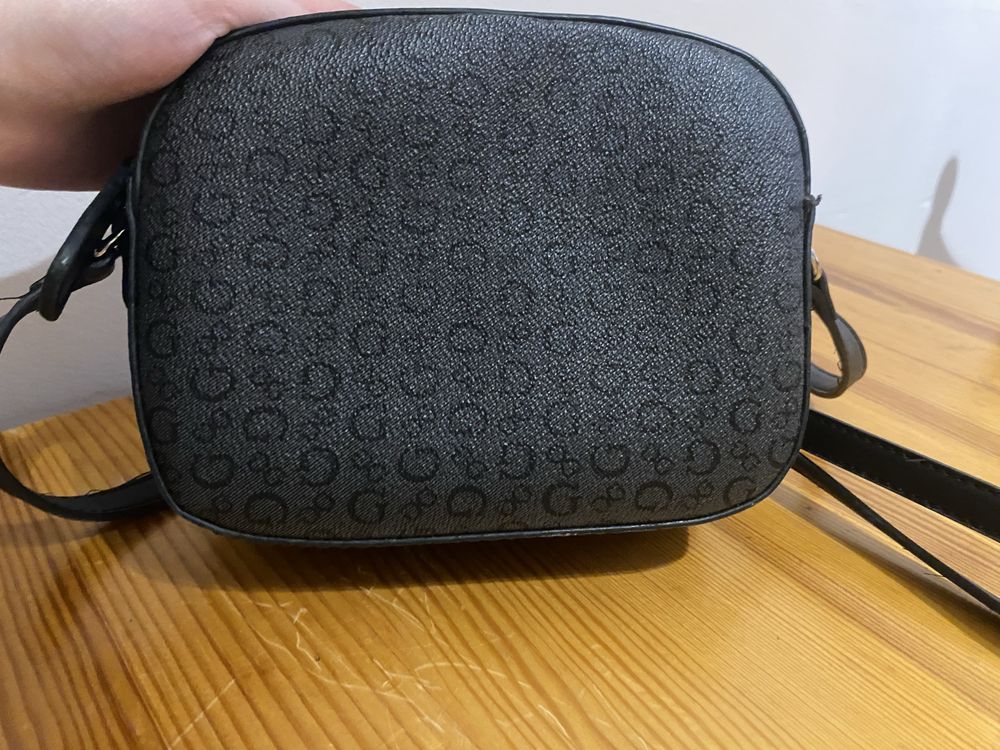 Torebka damska Guess