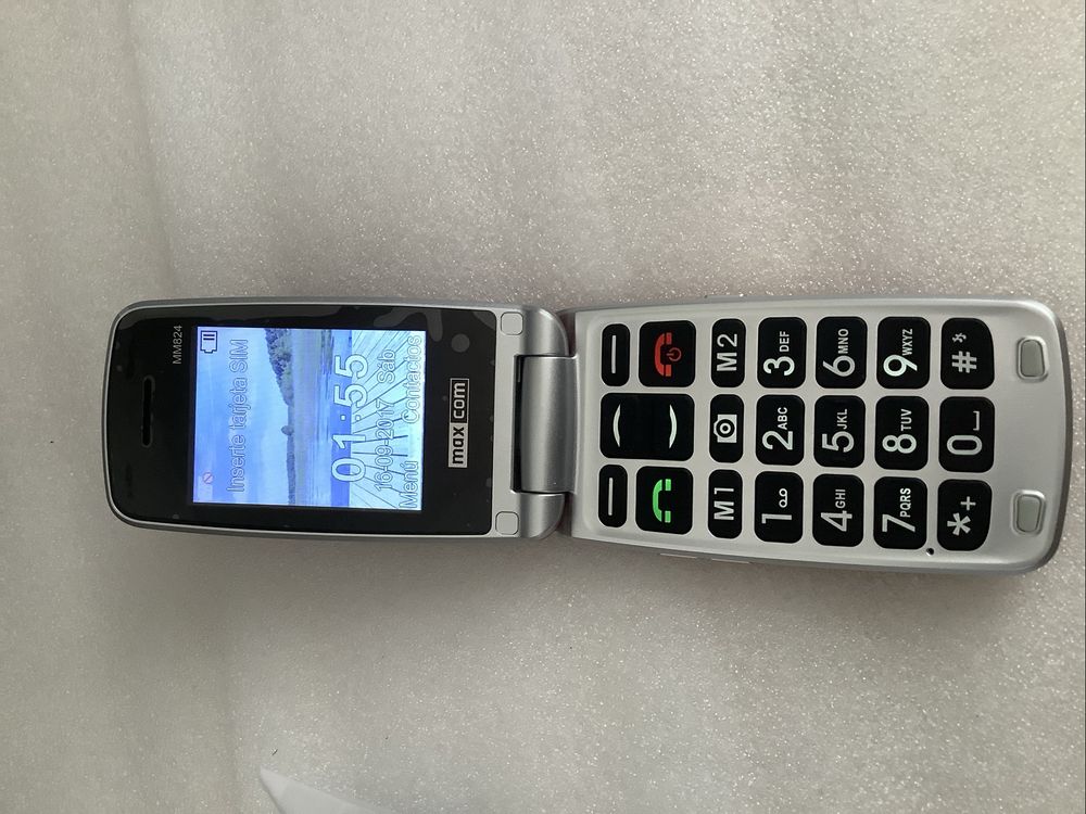 Telemovel MAXCOM MM824 - NOVO