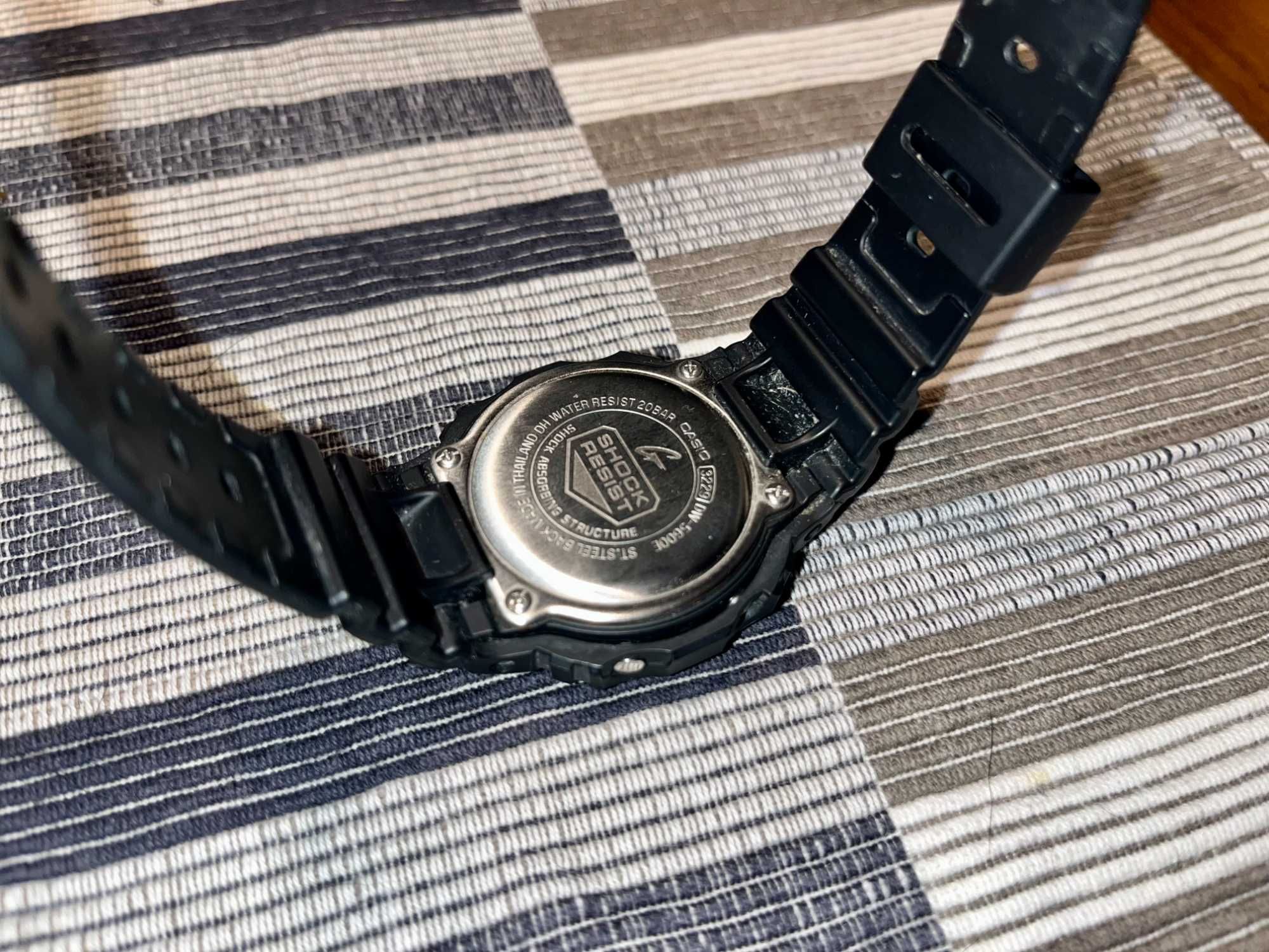 Zegarek sportowy Casio DW-5600E oryginał