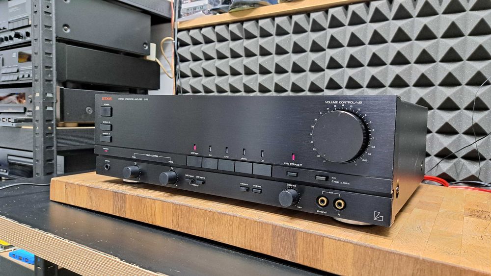 Wzmacniacz Luxman LV-112