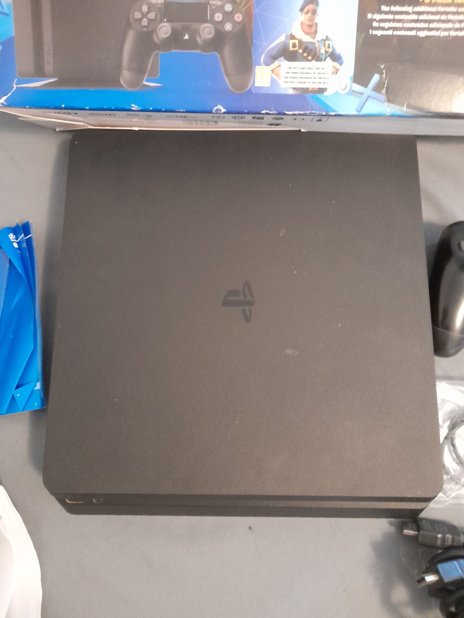 Playstation 4 Slim 500GB