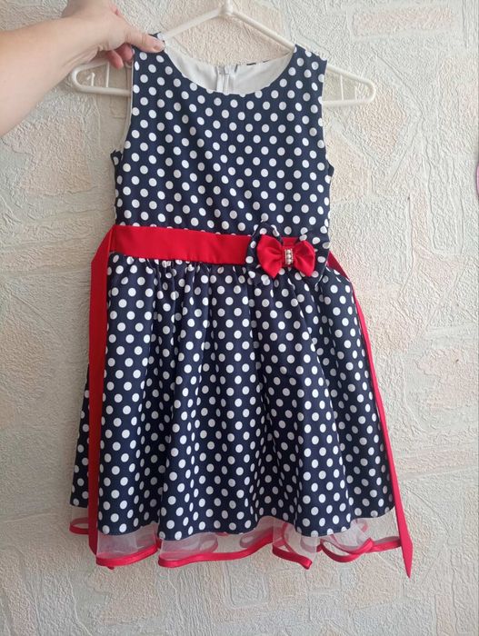 Сукня для дівчат 128см