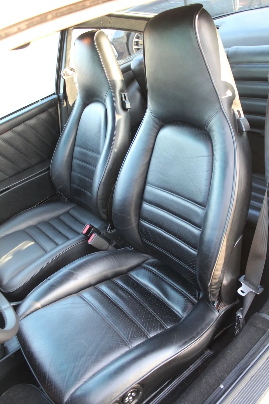 Porsche 911 Porsche 911 model G, rok produkcji 1986r ., poj. 3200, 231Km