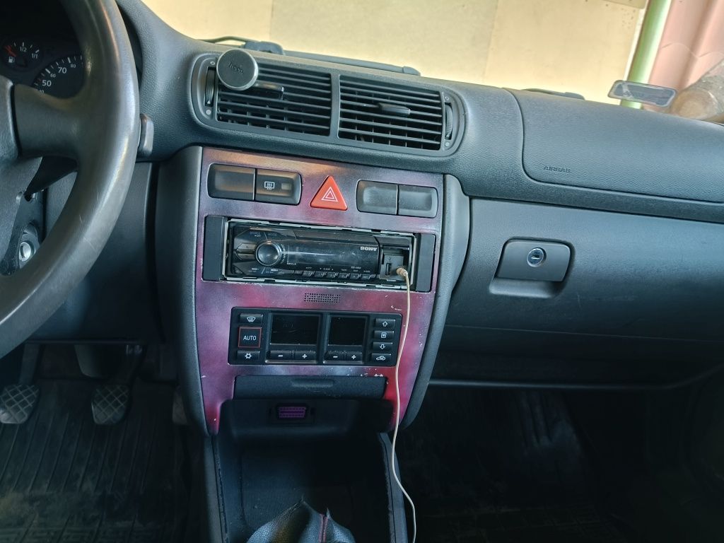 Sprzedam Audi A3 8L 1.9 TDI 1999 Dwa komplety opon