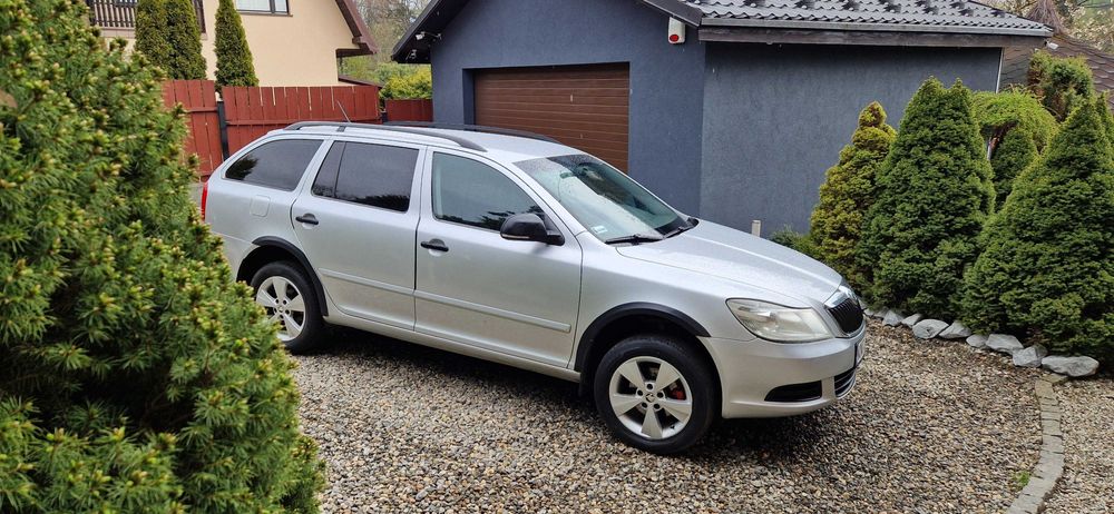 Skoda octavia 1.6TDI 2011/2012 Klima