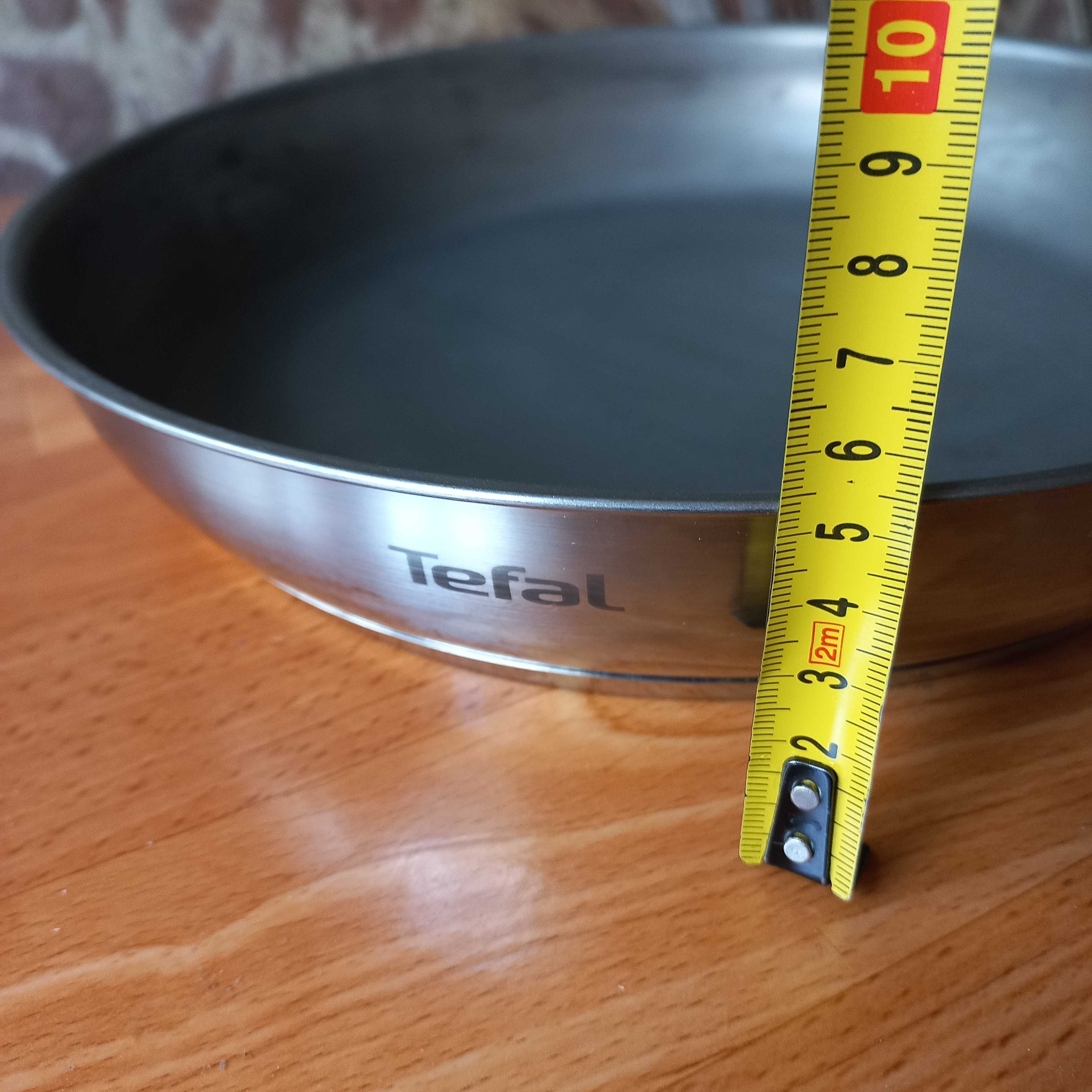 Сковородка TEFAL, диаметр 29 см, нержавейка для любых типов плит.