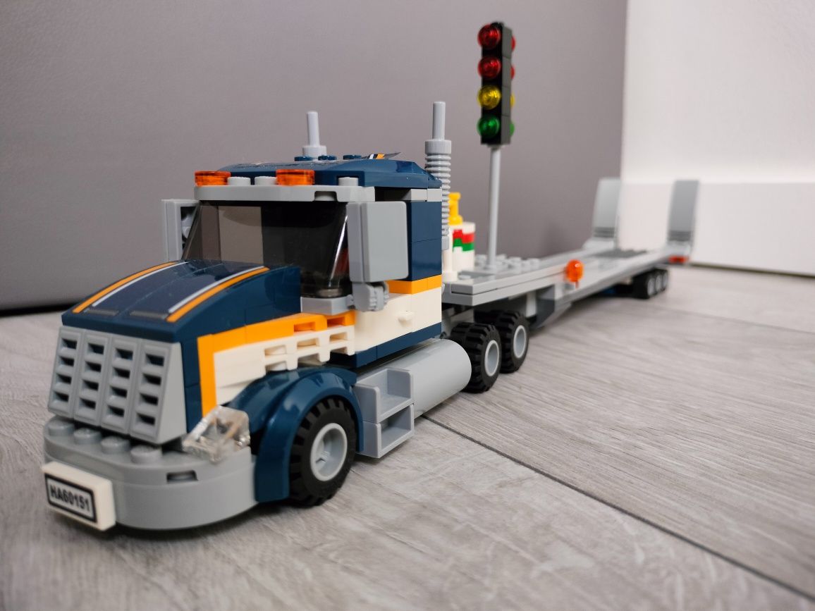 LEGO transporter dragsterów