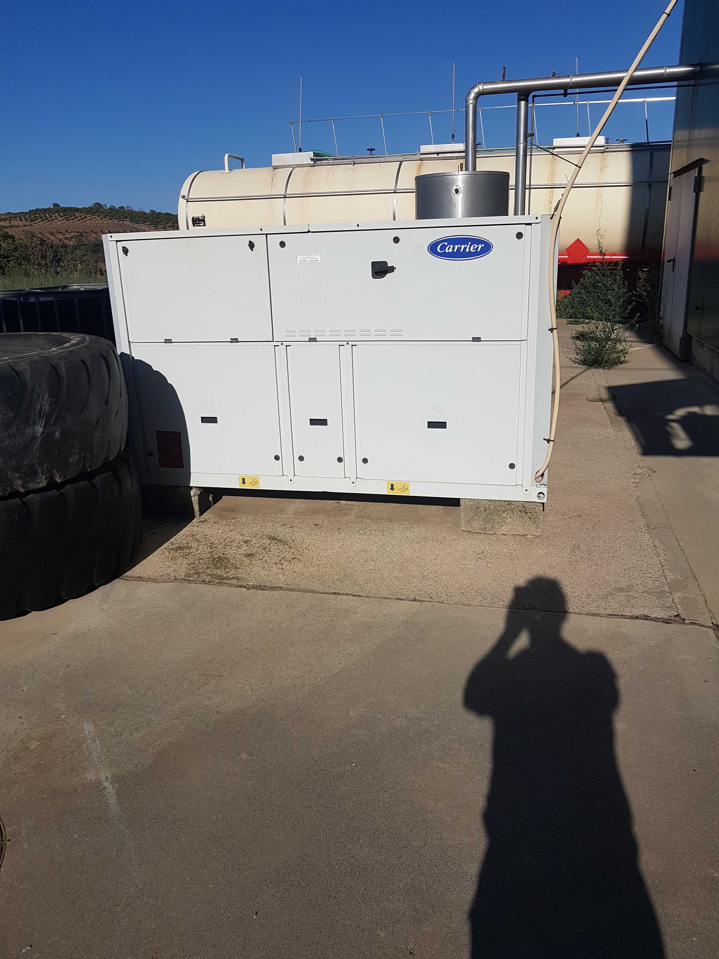 Chiller Carrier 120 kw